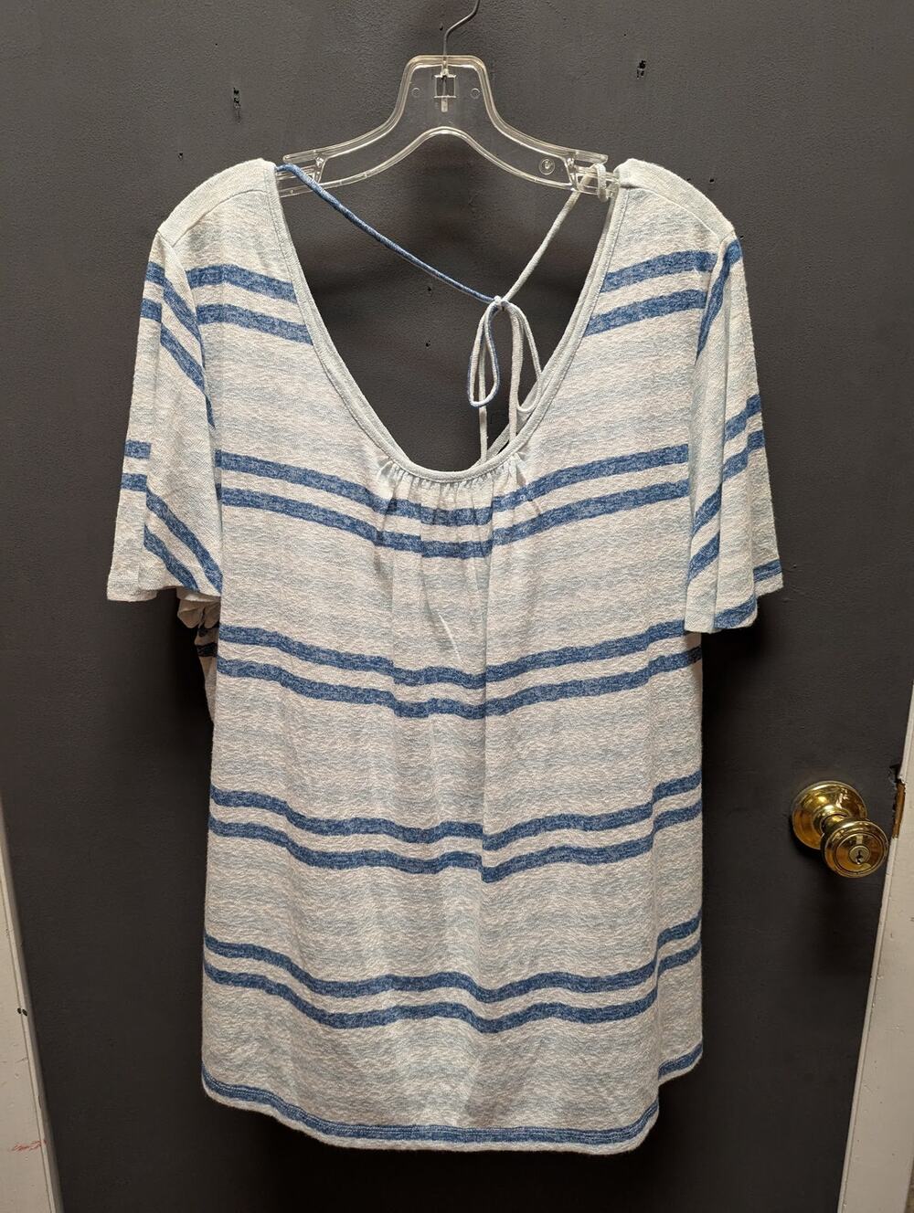 Bobeau Size Womens Plus 1X Blue White Striped short sleeve top blouse